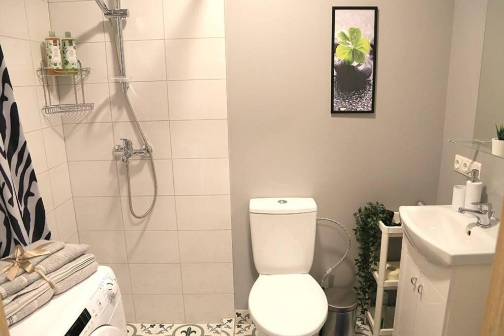 Bright Apartment,For 1-4,Near Old Town Vilna Exterior foto